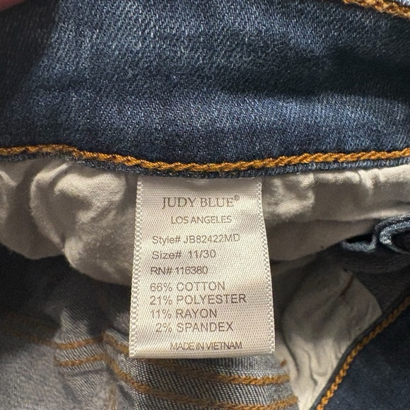 JUDY BLUE Step Hem Skinny Fit Blue Jeans Size 11/30 — Perfect for Summer!!! - Picture 9 of 9